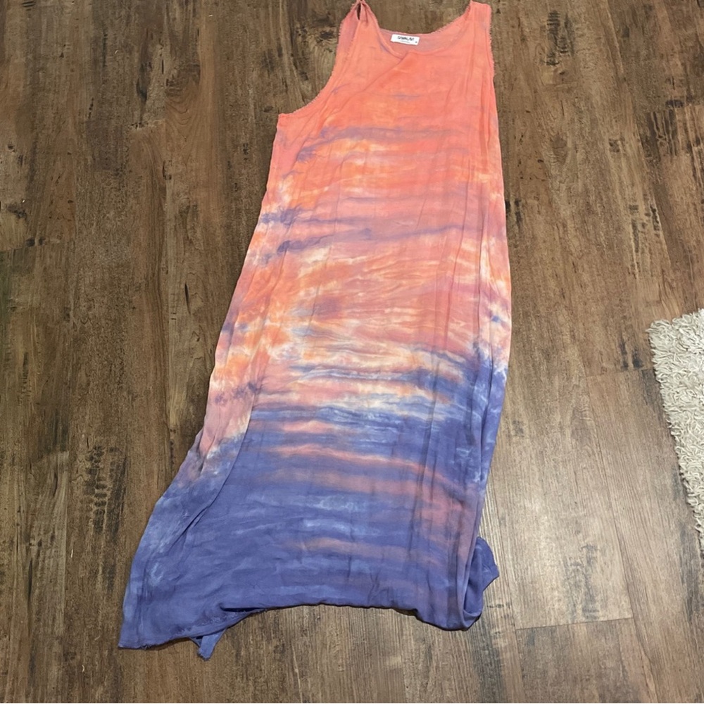 Tropical maxi dress from Vici. Size medium.